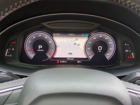 Used 2019 Audi Q8 Premium Plus w/ Premium Plus image 28