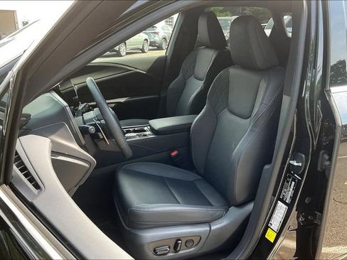 Used 2023 Lexus RX 350 Premium w/ Accessory Package AWD/4WD image 21