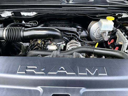Used 2019 RAM 1500 Big Horn RWD image 36