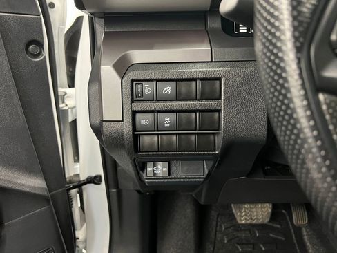 Used 2025 Toyota Tacoma SR5 image 16