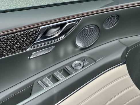 New 2025 Genesis GV80 3.5T e-SC image 19