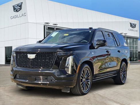 Certified 2025 Cadillac Escalade Sport Platinum w/ LPO, Floor Liner Package AWD/4WD image 2