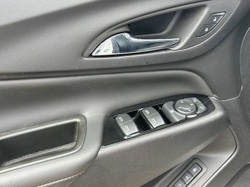 Certified 2024 Chevrolet Equinox Premier image 16
