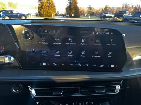 New 2026 Chevrolet Traverse LT image 26