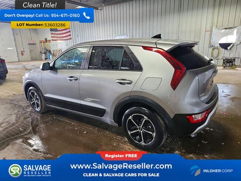 Used 2026 Kia Niro LX FWD image 3