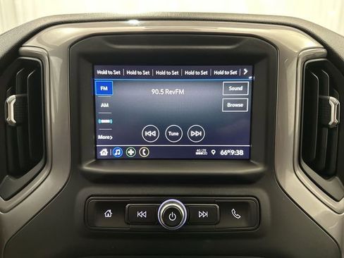 Used 2021 Chevrolet Silverado 1500 Custom Trail Boss w/ Safety Confidence Package AWD/4WD image 16