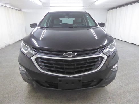 Used 2019 Chevrolet Equinox LT image 2
