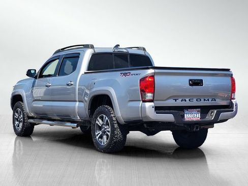Used 2016 Toyota Tacoma TRD Sport RWD image 6