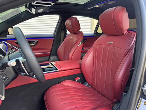 Used 2025 Mercedes-Benz S 63 AMG S image 52