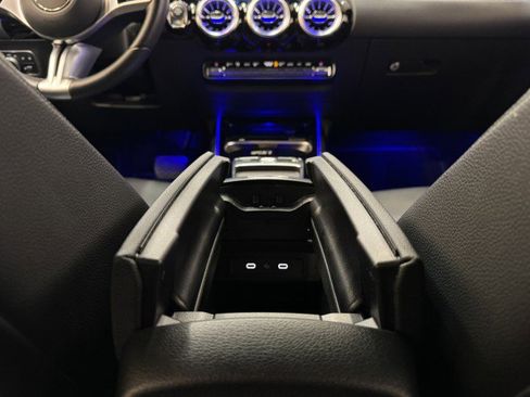 Certified 2025 Mercedes-Benz GLA 250 image 15