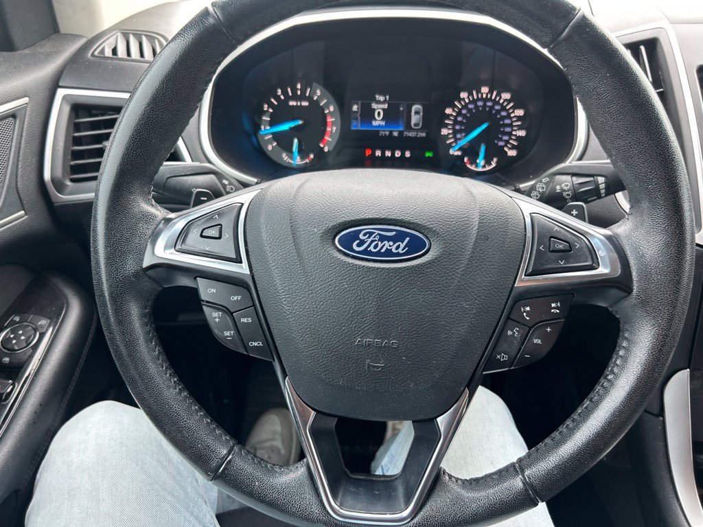 Used 2018 Ford Edge SEL FWD image 22