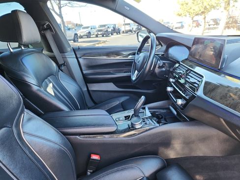 Used 2019 BMW 640i Gran Turismo xDrive w/ Premium Package image 19