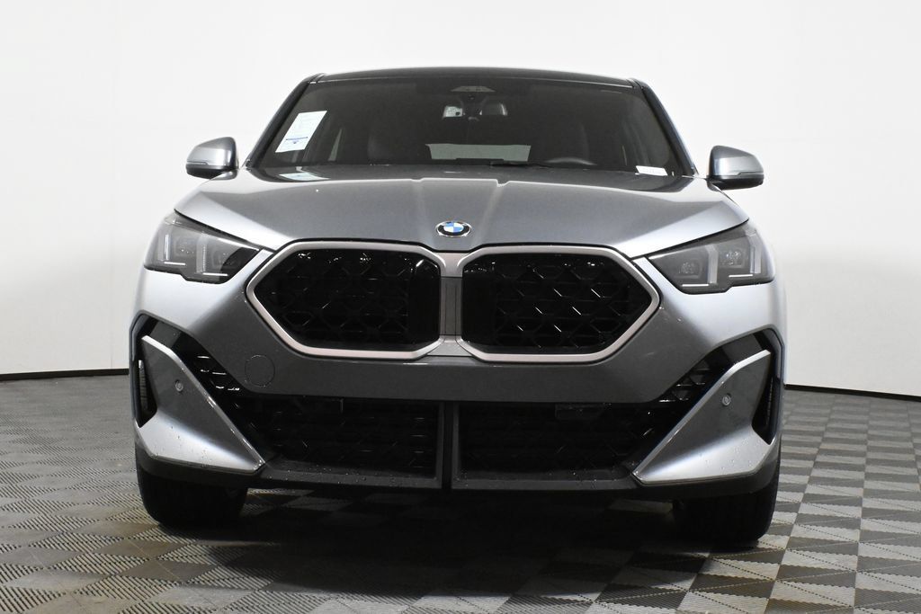 Used 2025 BMW X2 xDrive28i w/ Technology Package AWD/4WD image 10
