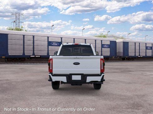 New 2026 Ford F250 Lariat w/ Black Appearance Package AWD/4WD image 6