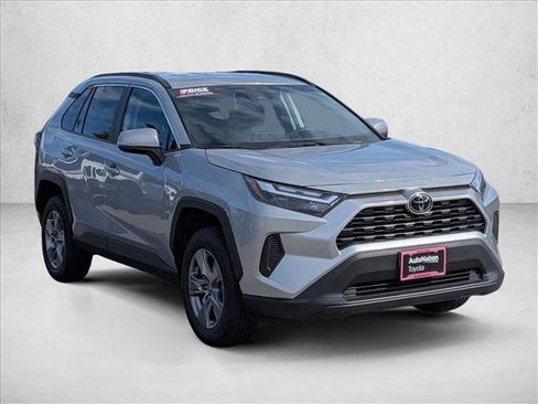 Used 2024 Toyota RAV4 XLE FWD image 3