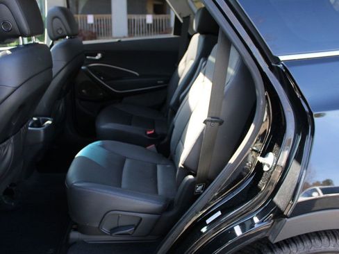 Used 2019 Hyundai Santa Fe XL image 20