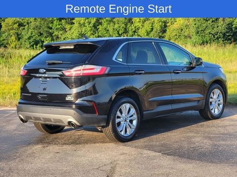 Used 2022 Ford Edge Titanium image 8