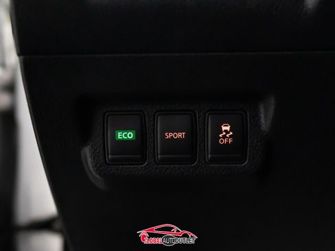 Used 2014 Nissan Sentra SV w/ SV Driver Package image 35