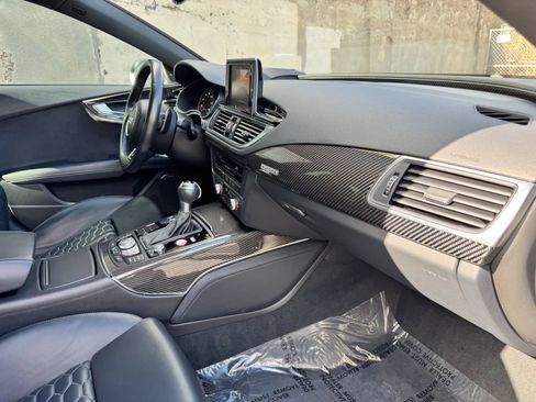 Used 2016 Audi RS 7 Prestige image 28