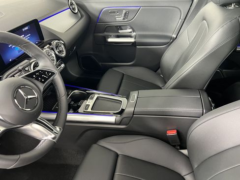 New 2026 Mercedes-Benz GLA 250 4MATIC image 4