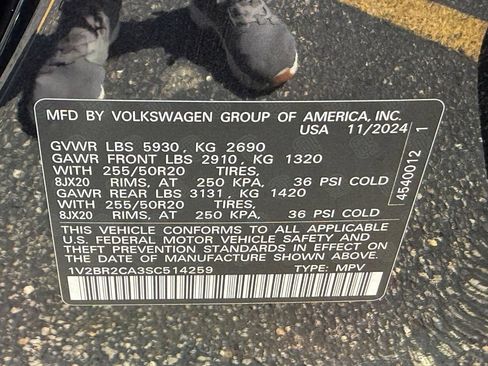 Certified 2025 Volkswagen Atlas SEL AWD/4WD image 23
