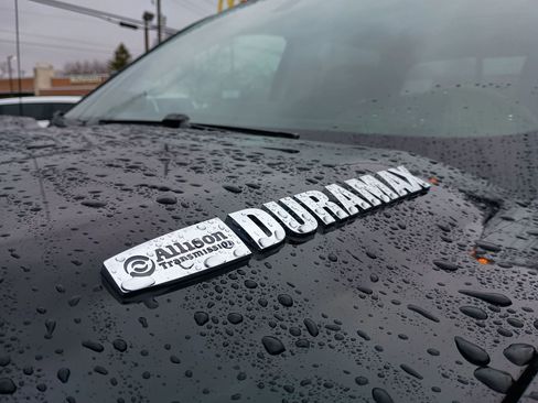 Used 2016 Chevrolet Silverado 2500 LT w/ Midnight Edition image 8