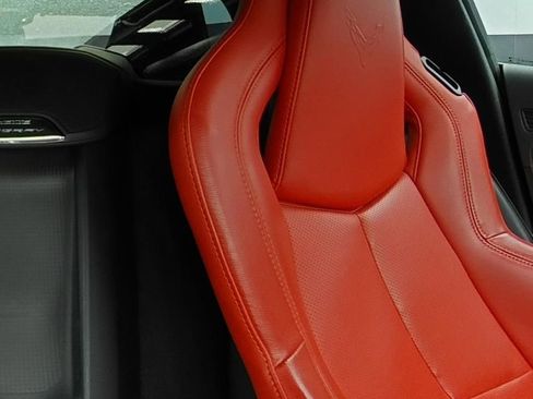 Used 2022 Chevrolet Corvette Stingray Coupe w/ 1LT RWD image 15