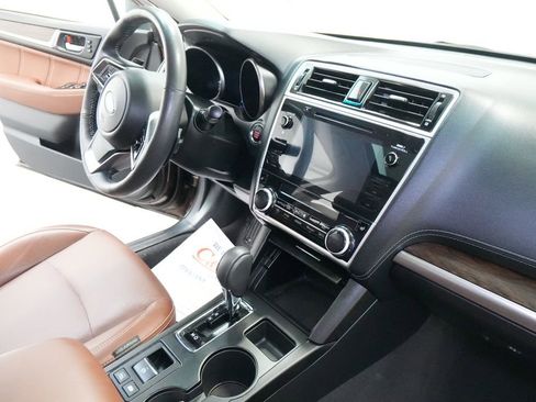 Used 2019 Subaru Outback 3.6R Touring image 34