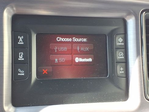 Used 2016 Dodge Challenger R/T RWD image 18