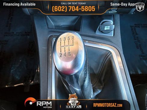 Used 2009 Dodge Challenger SRT8 w/ SRT Option Group II RWD image 15