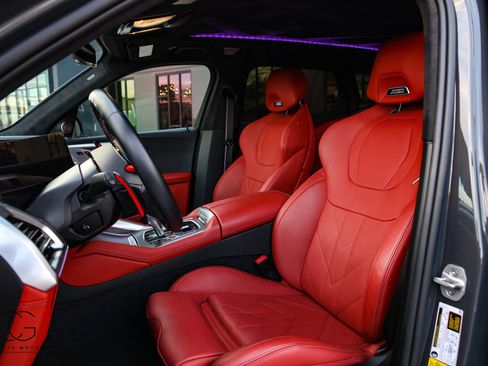 Used 2024 BMW XM image 30