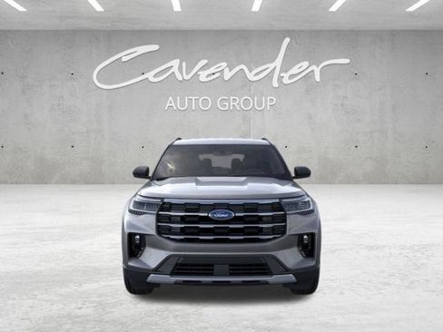New 2026 Ford Explorer Active RWD image 7
