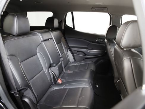 Used 2023 GMC Acadia SLT AWD/4WD image 9