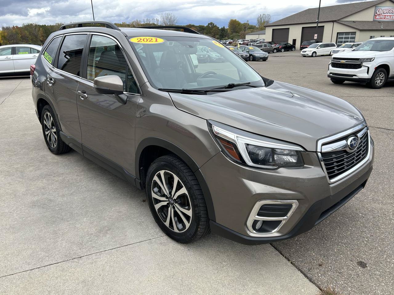 Used 2021 Subaru Forester Limited w/ Popular Package #3 AWD/4WD image 3