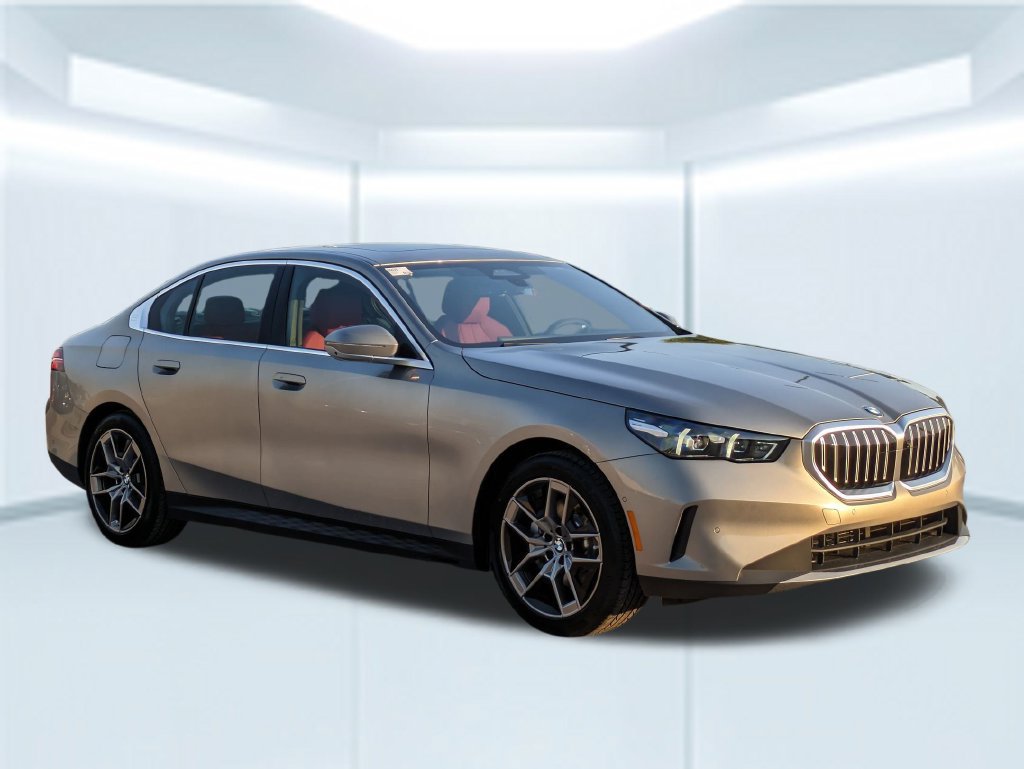 New 2026 BMW 530i w/ Premium Package RWD image 7