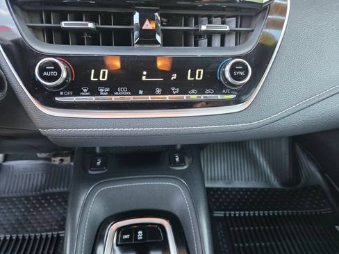 Certified 2019 Toyota Corolla XSE FWD image 14