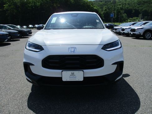 Certified 2024 Honda HR-V Sport image 2