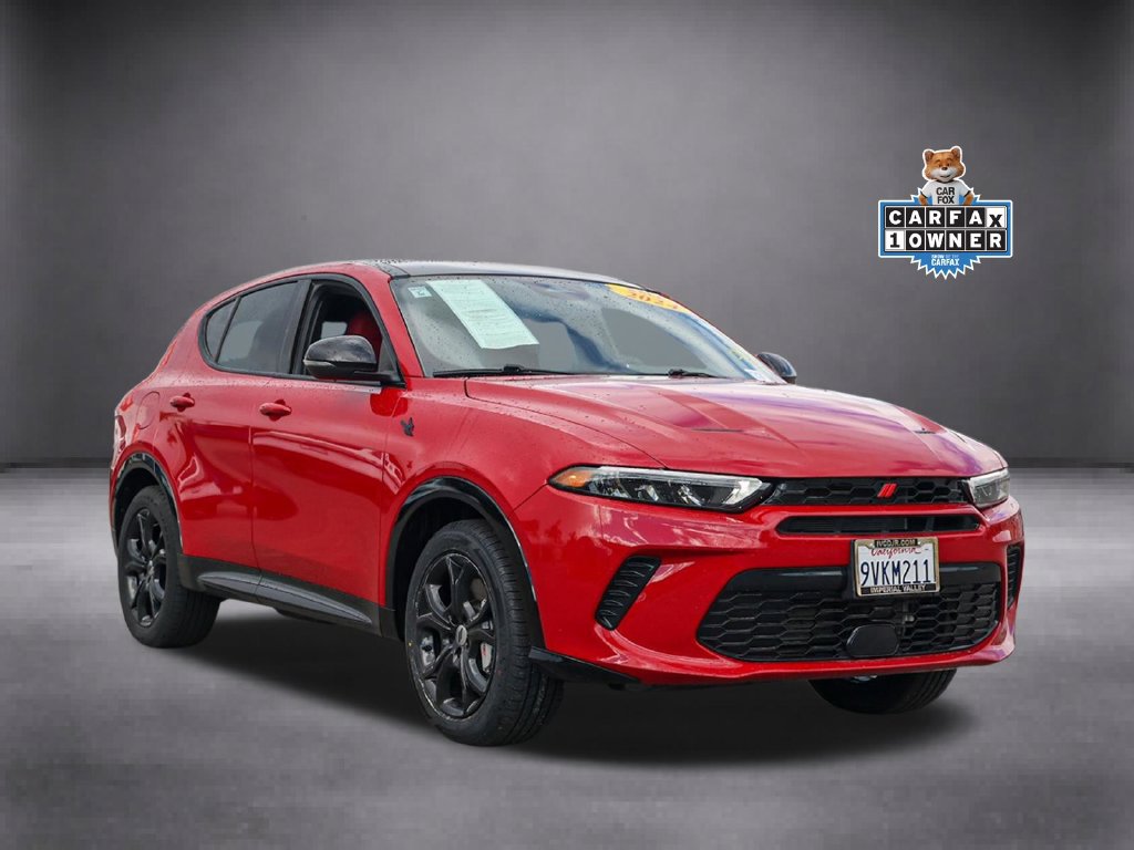 Used 2024 Dodge Hornet R/T Plus w/ R/T Blacktop Package AWD/4WD image 2
