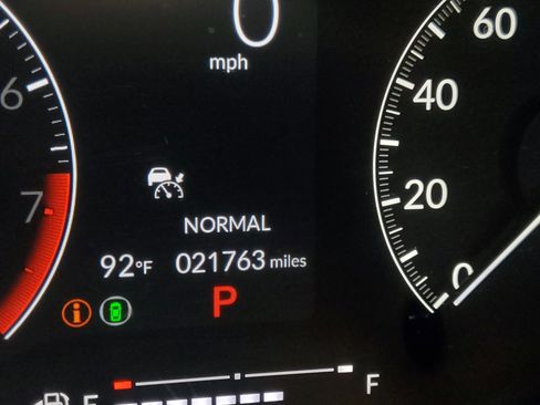 Used 2023 Honda Civic Sport image 23