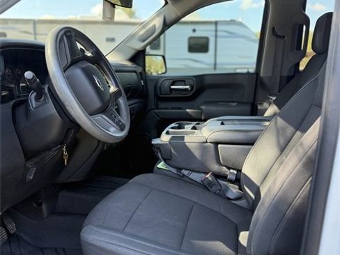 Certified 2019 Chevrolet Silverado 1500 Custom Trail Boss w/ Custom Convenience Package image 8