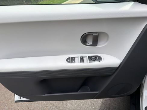 New 2026 Hyundai Ioniq 5 SEL RWD image 11