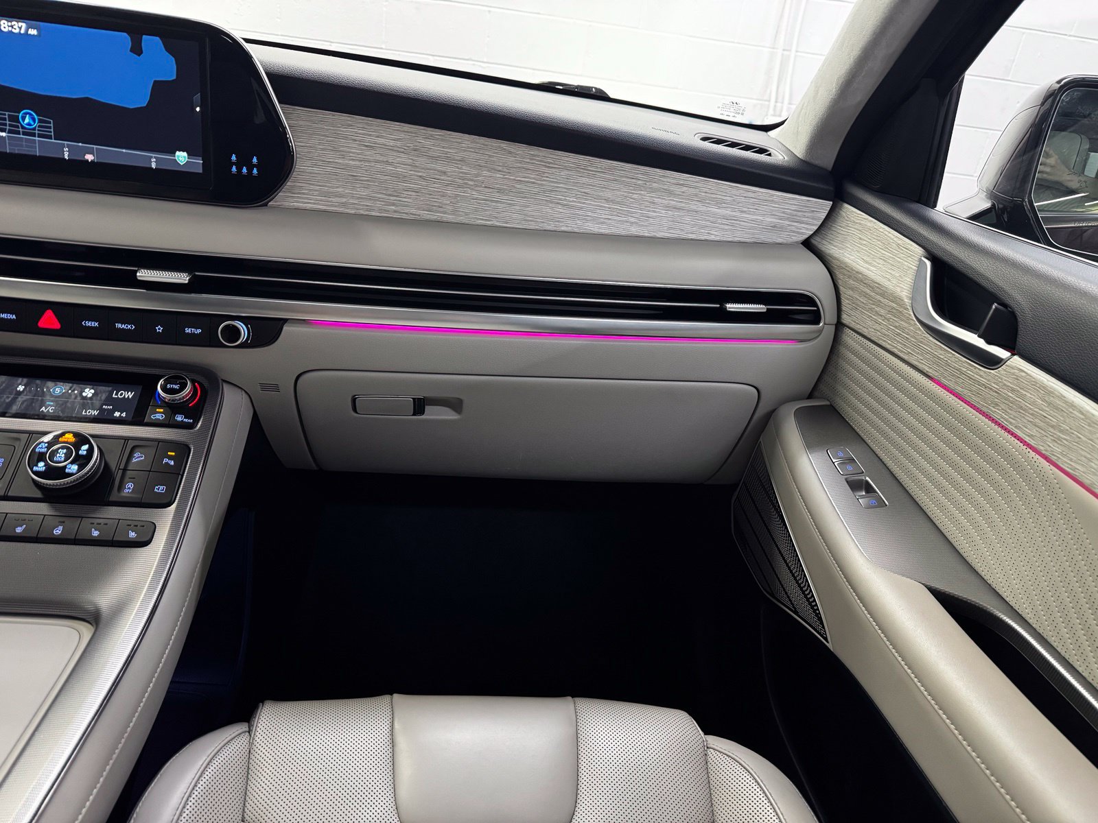 Used 2024 Hyundai Palisade Calligraphy AWD/4WD image 19