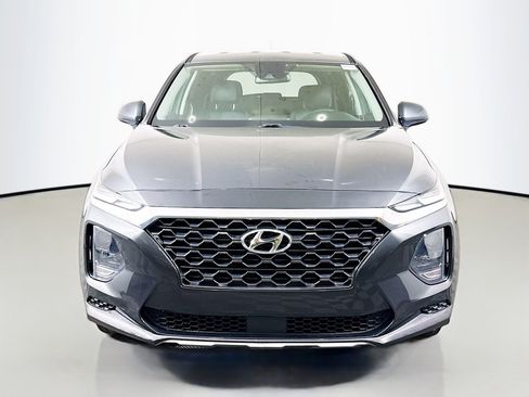 Used 2020 Hyundai Santa Fe SE FWD image 2