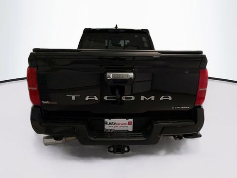 Certified 2025 Toyota Tacoma Limited AWD/4WD image 5