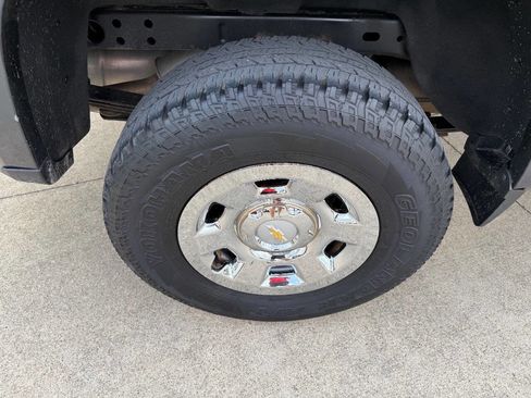 Used 2017 Chevrolet Colorado W/T w/ WT Convenience Package image 8