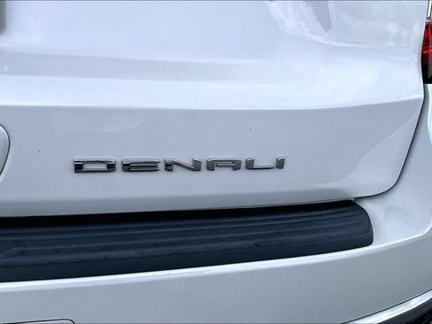 Used 2023 GMC Yukon Denali w/ Denali Reserve Package AWD/4WD image 24