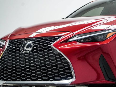 Used 2023 Lexus IS 300 w/ Comfort Package RWD image 2