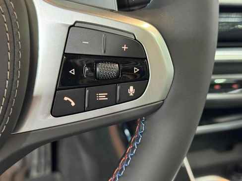 New 2026 BMW X7 M60i image 36