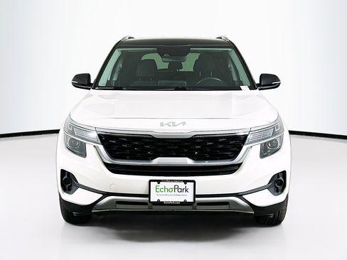 Used 2023 Kia Seltos S FWD image 2
