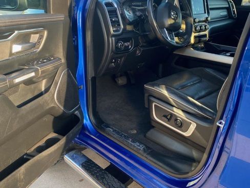 Used 2019 RAM 1500 Laramie w/ Sport Appearance Package image 5